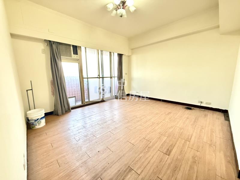 低總價楊梅愛買商圈.交流道景觀美四房房屋室內格局與周邊環境