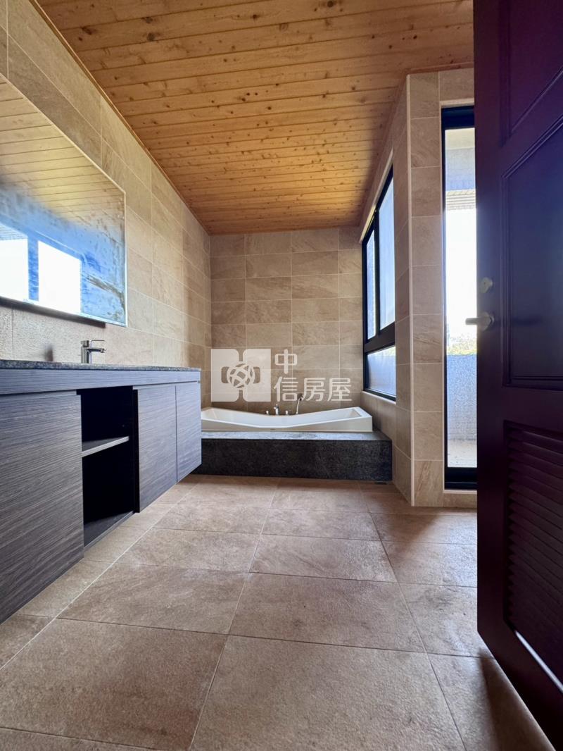 中興新村首區電梯別墅房屋室內格局與周邊環境