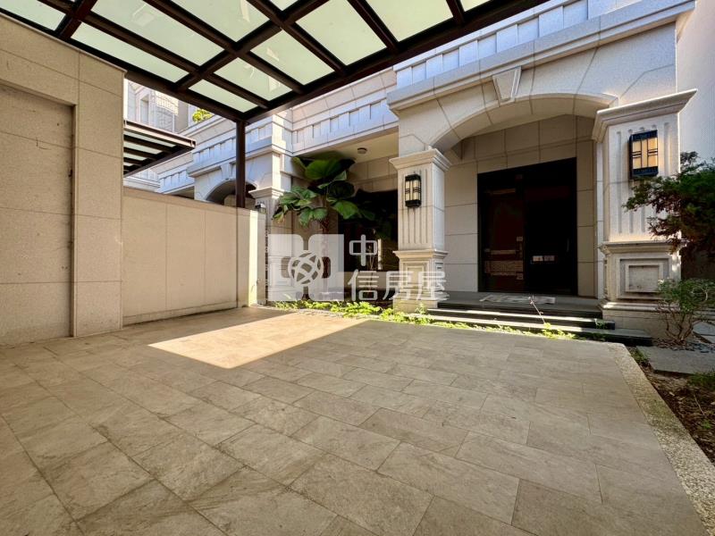 中興新村首區電梯別墅房屋室內格局與周邊環境