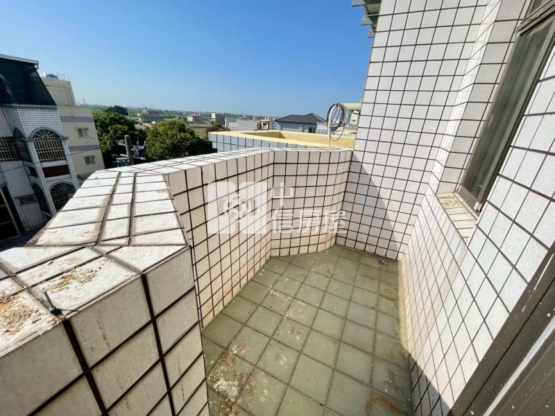 斗六雲科工旁車庫透天房屋室內格局與周邊環境