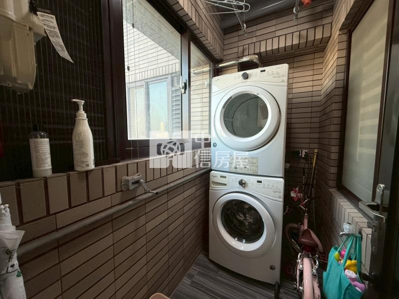 【安家】伯爵與夫人2房車位房屋室內格局與周邊環境