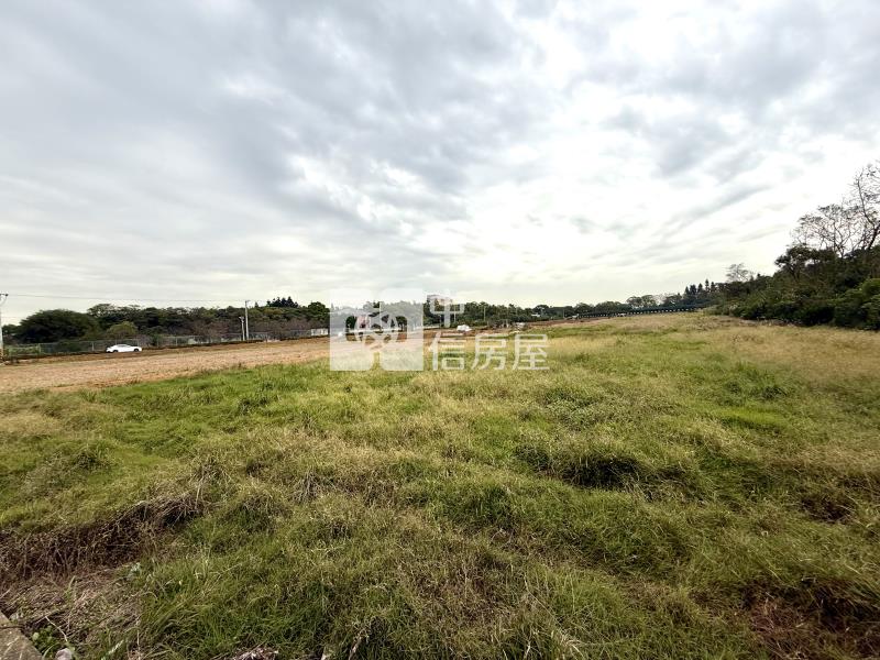 過嶺2千多坪雙面臨路農地房屋室內格局與周邊環境