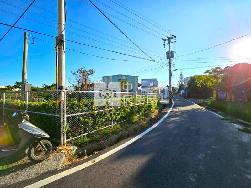 昌平路五段巷內都計內大地坪農地房屋室內格局與周邊環境