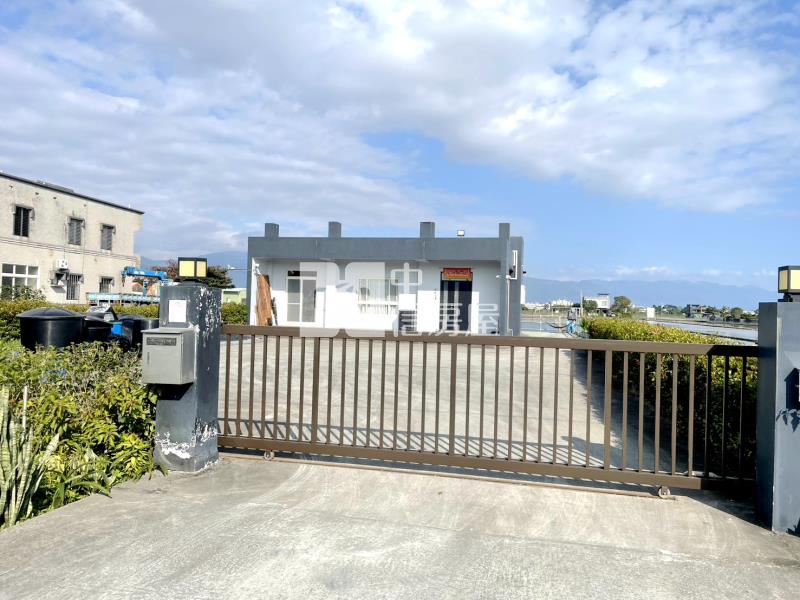 高鐵蛋黃區域內置產用地房屋室內格局與周邊環境