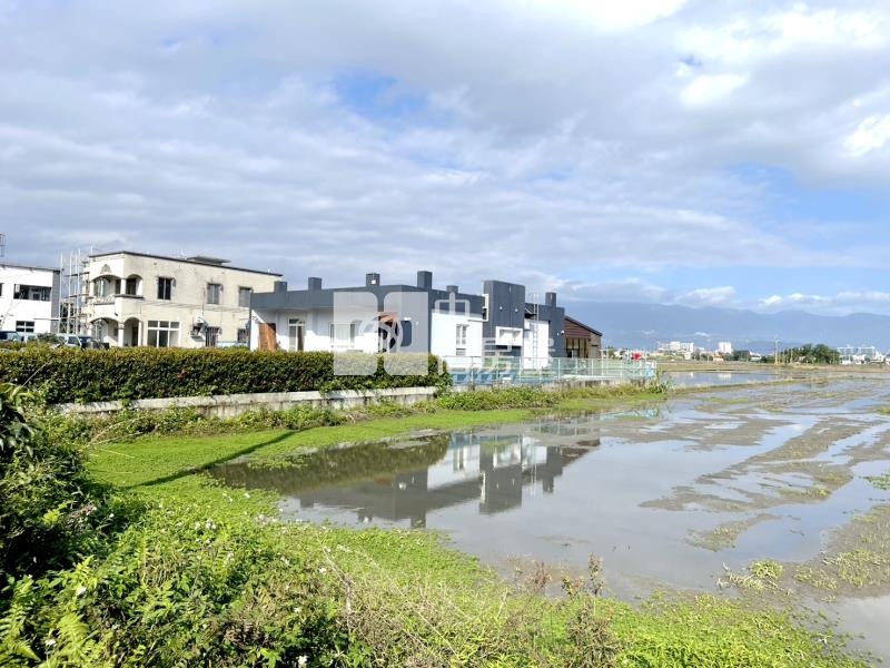 高鐵蛋黃區域內置產用地房屋室內格局與周邊環境