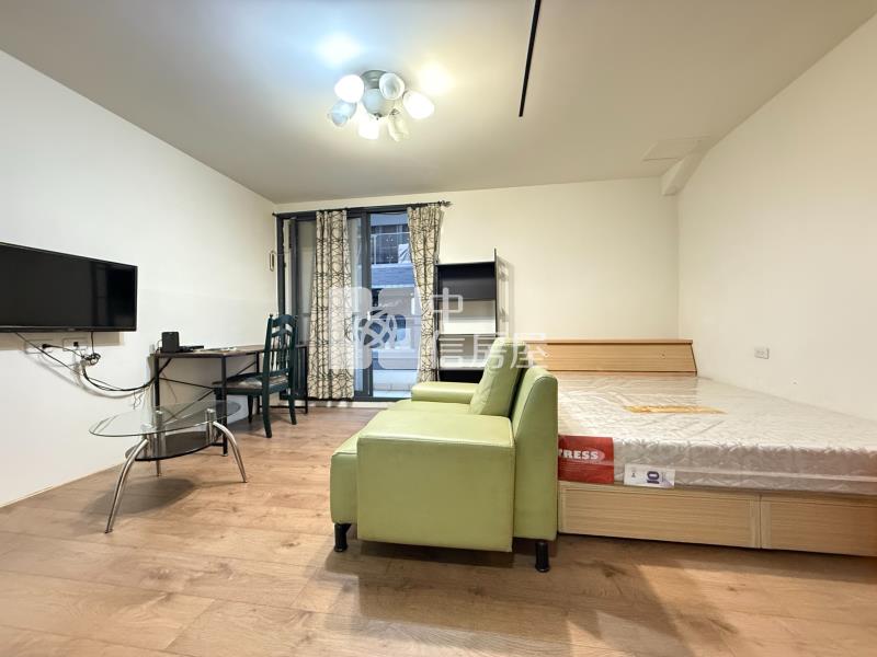 西屯路前後臨路收租店套房屋室內格局與周邊環境