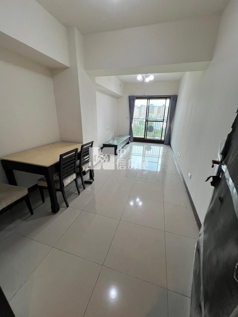 光合市2+1房車房屋室內格局與周邊環境