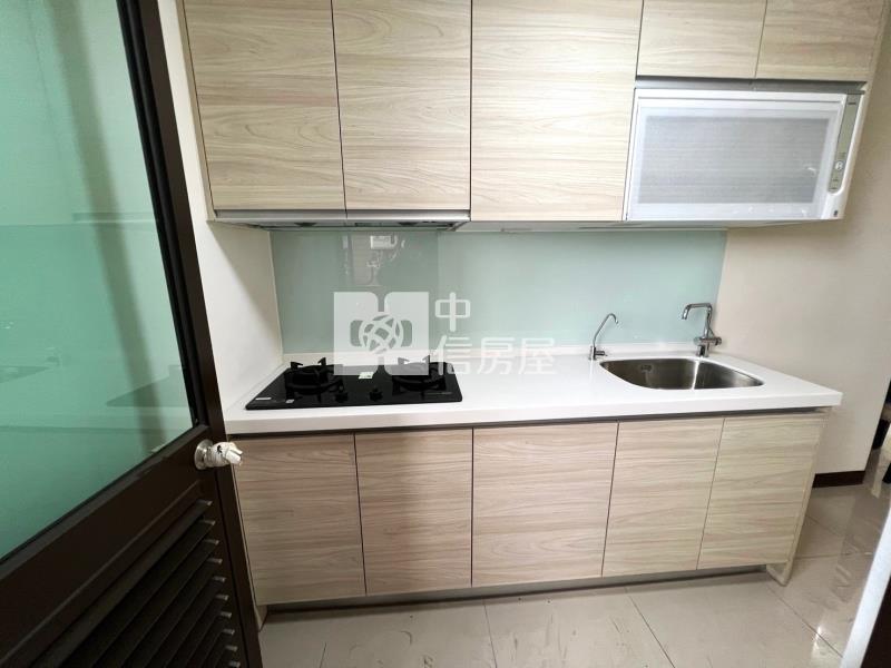 光合市2+1房車房屋室內格局與周邊環境