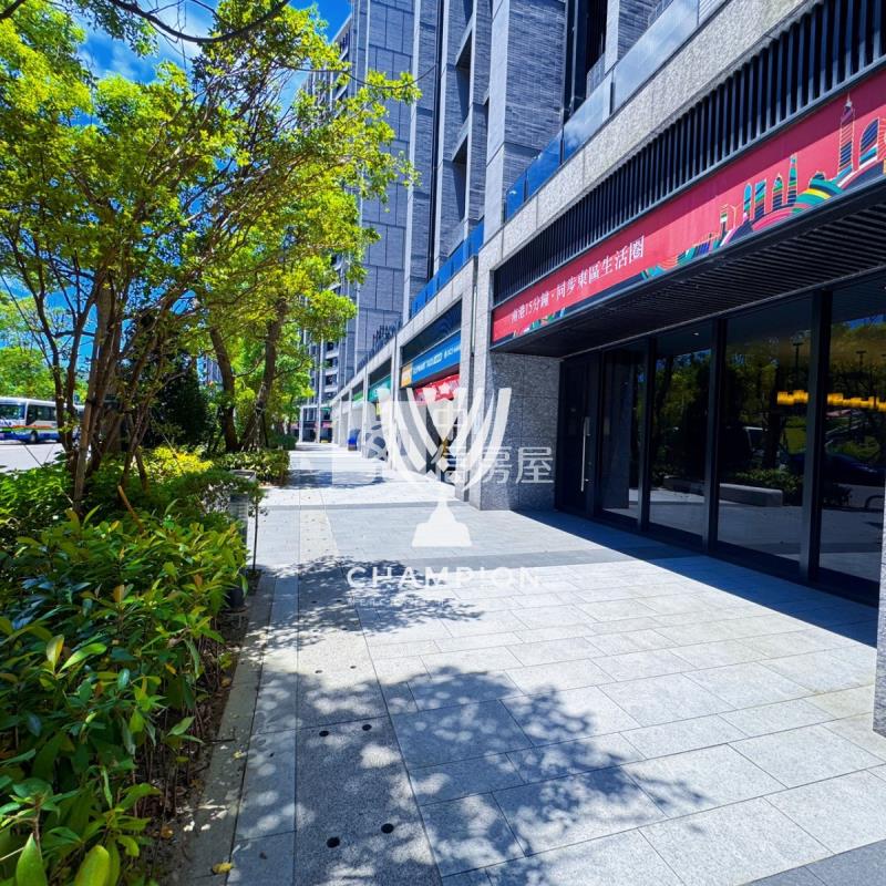 【冠軍】新橫濱星野區金店面房屋室內格局與周邊環境