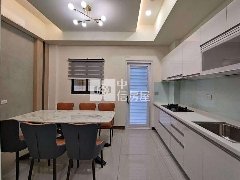 新營太子路全新透天車墅D房屋室內格局與周邊環境