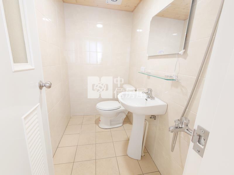 教育大學旁低總價電梯三房房屋室內格局與周邊環境