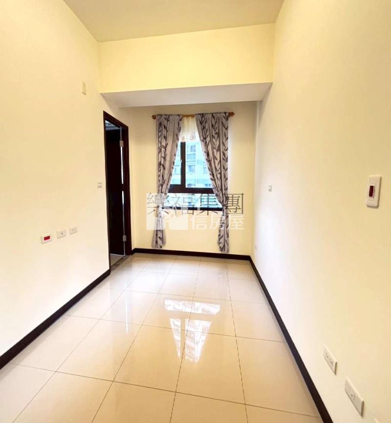 (鼎泰鑫聚)首選鼎泰鑫聚輕屋齡三房美屋附車位房屋室內格局與周邊環境