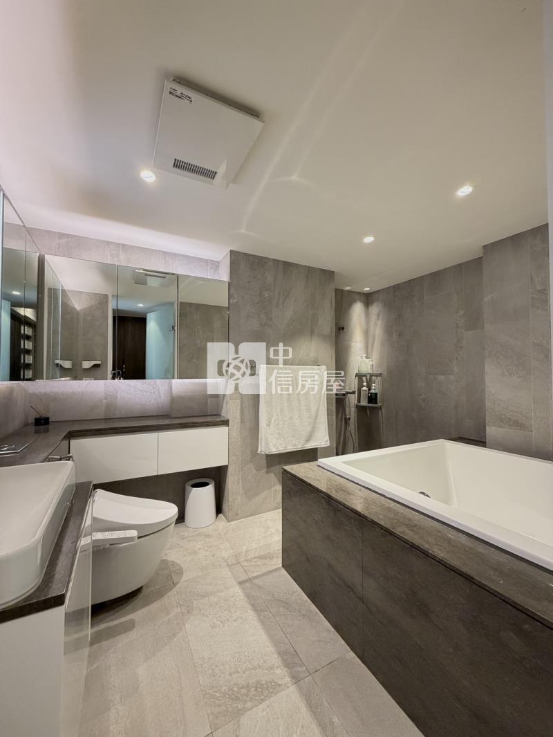 一中中醫精裝4改3房平車房屋室內格局與周邊環境