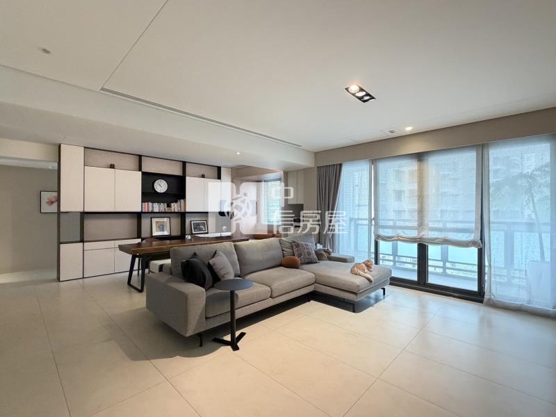 一中中醫精裝4改3房平車房屋室內格局與周邊環境