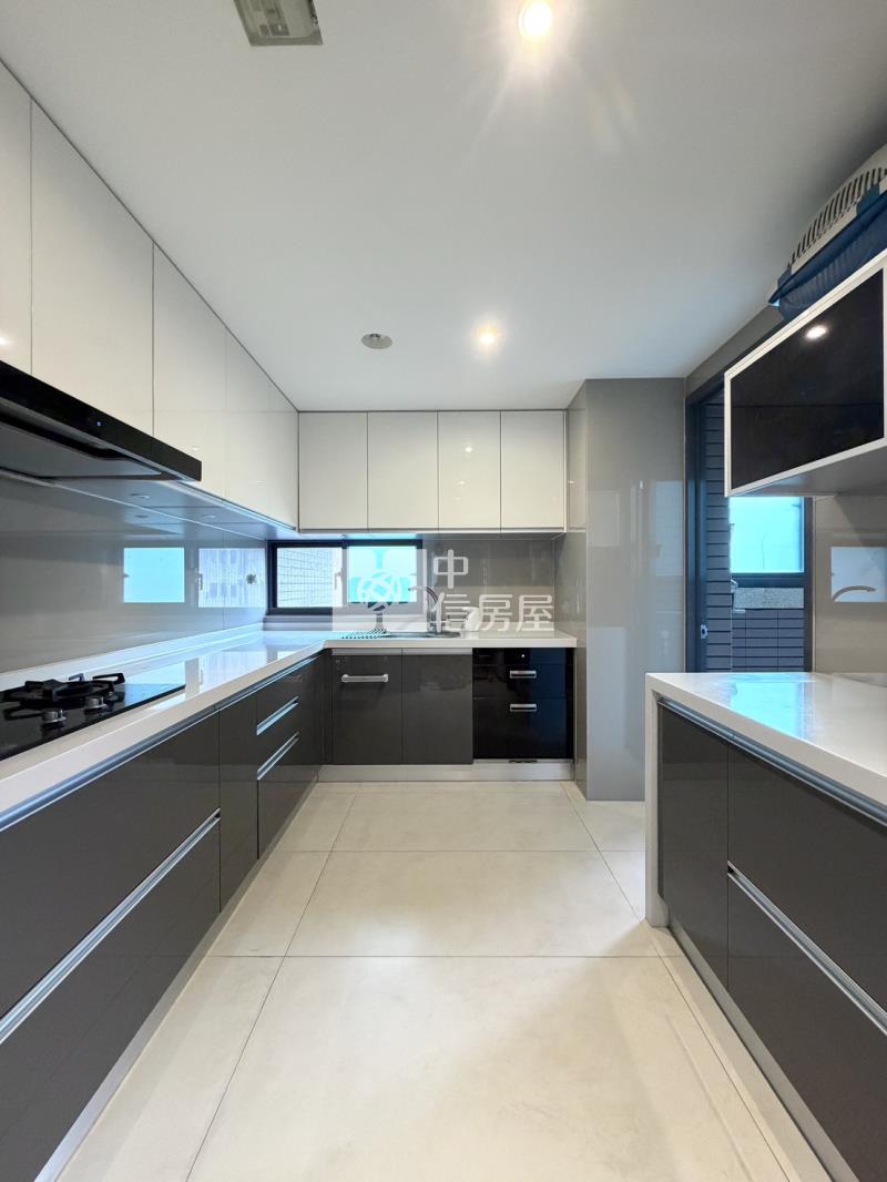 一中中醫精裝4改3房平車房屋室內格局與周邊環境