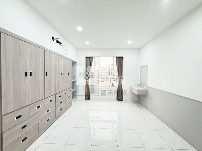 【豐禾】觀音低總價前院停車優質透天房屋室內格局與周邊環境