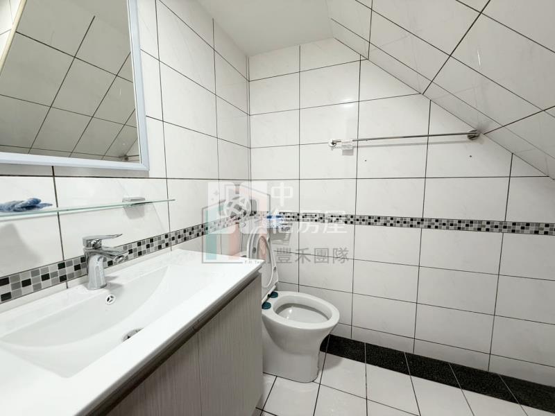 【豐禾】觀音低總價前院停車優質透天房屋室內格局與周邊環境