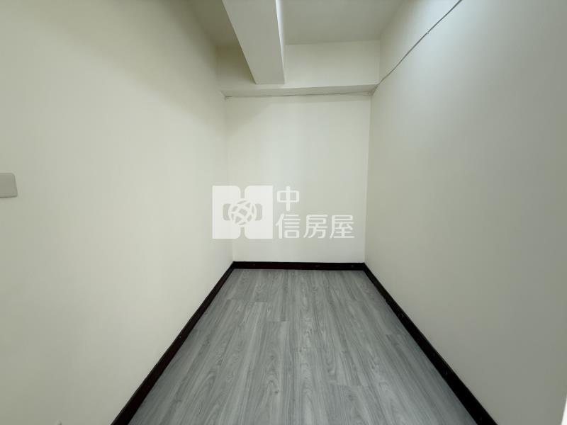 中興商圈旁2+1房採光戶房屋室內格局與周邊環境