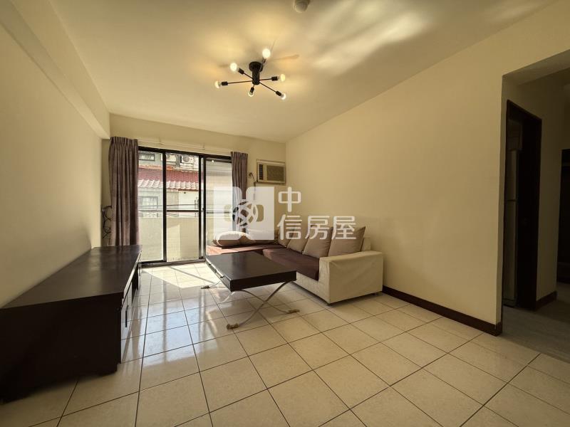 中興商圈旁2+1房採光戶房屋室內格局與周邊環境