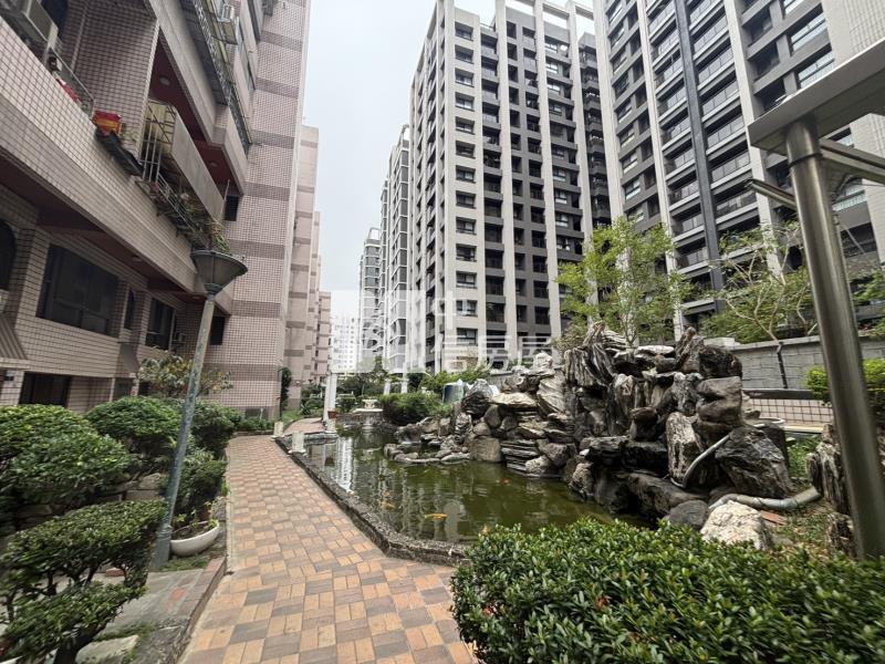 太平樹孝商圈蛋黃區入門玄關兩房B1平車房屋室內格局與周邊環境