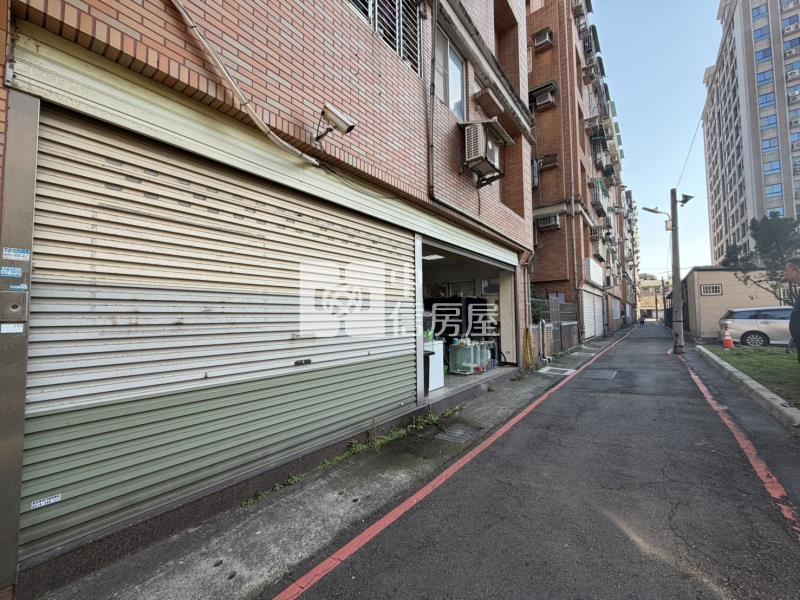 內壢後站華勛商圈大面寬店面房屋室內格局與周邊環境