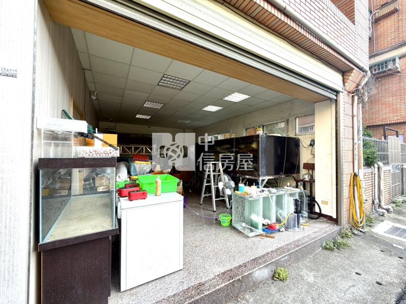 內壢後站華勛商圈大面寬店面房屋室內格局與周邊環境