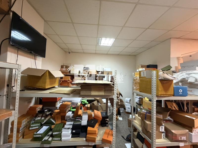 內壢後站華勛商圈大面寬店面房屋室內格局與周邊環境