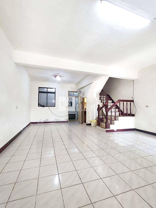 楊梅秀才路公園超值別墅房屋室內格局與周邊環境