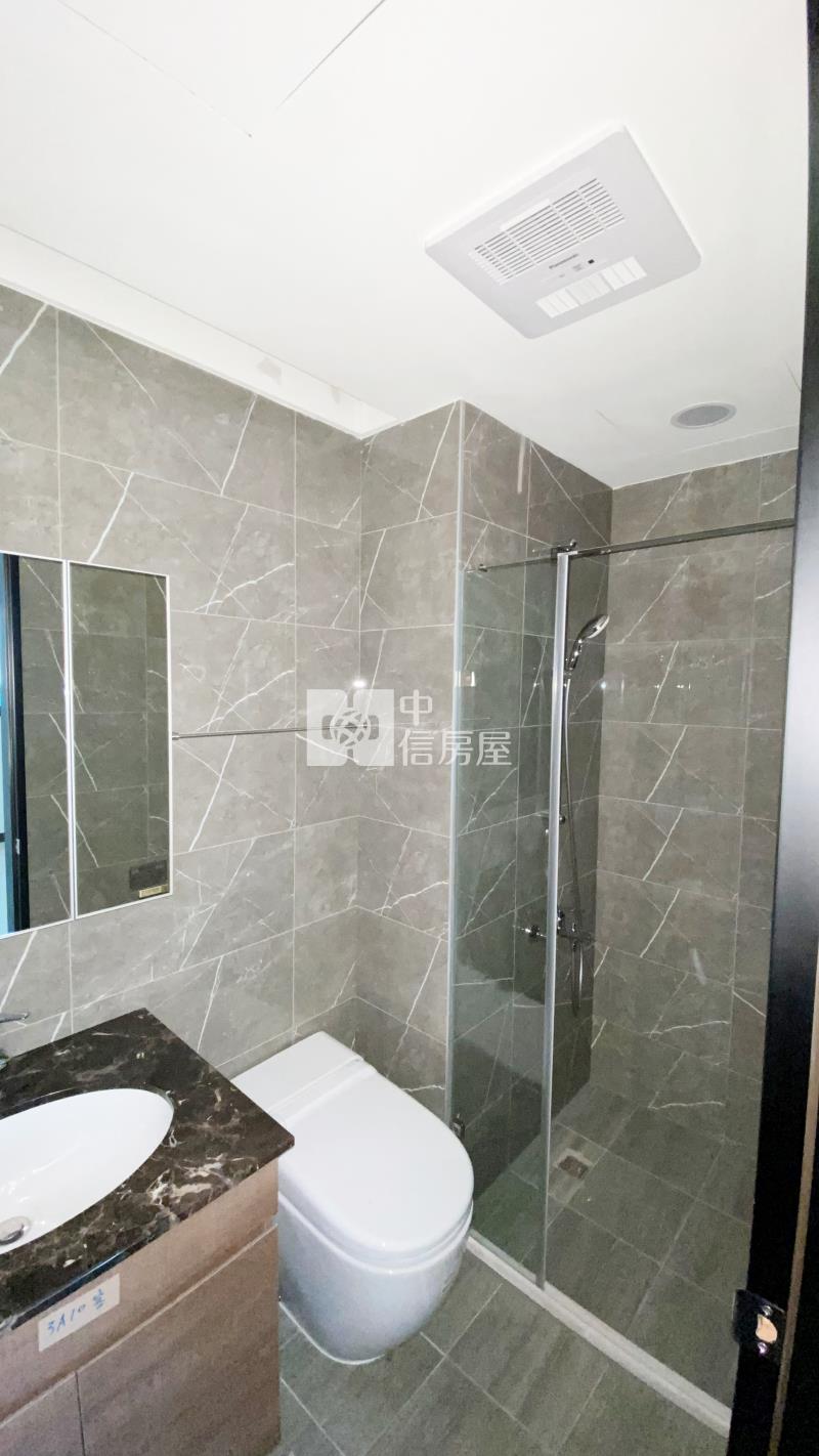 桃園青埔W站前大露台美廈房屋室內格局與周邊環境