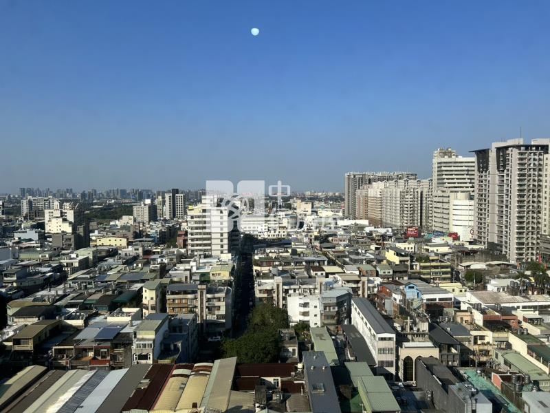 【神馬】機捷A22龍騰MRT露臺戶2+1房房屋室內格局與周邊環境