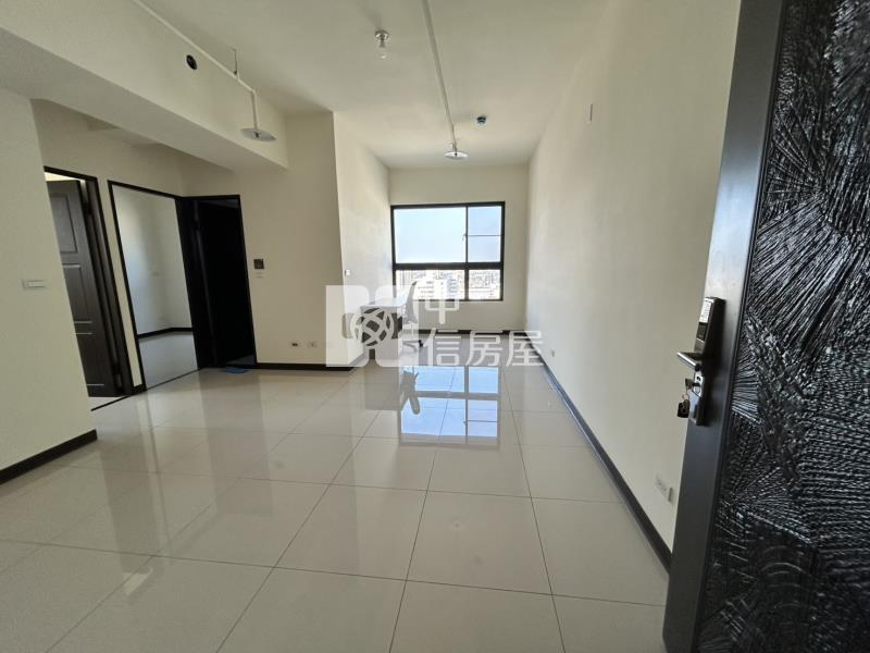 【神馬】機捷A22龍騰MRT露臺戶2+1房房屋室內格局與周邊環境