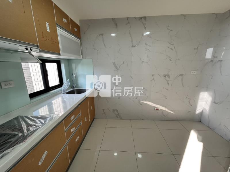 【神馬】機捷A22龍騰MRT露臺戶2+1房房屋室內格局與周邊環境