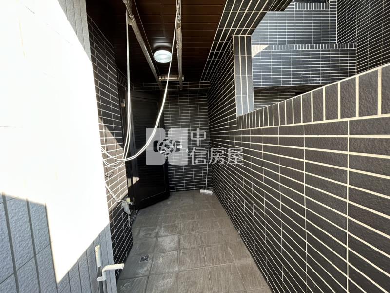 【神馬】機捷A22龍騰MRT露臺戶2+1房房屋室內格局與周邊環境