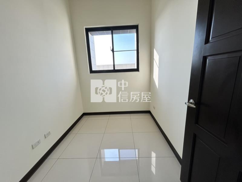 【神馬】機捷A22龍騰MRT露臺戶2+1房房屋室內格局與周邊環境