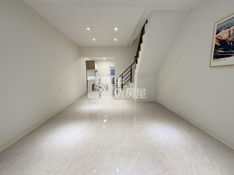 南工街四套房RC透天房屋室內格局與周邊環境