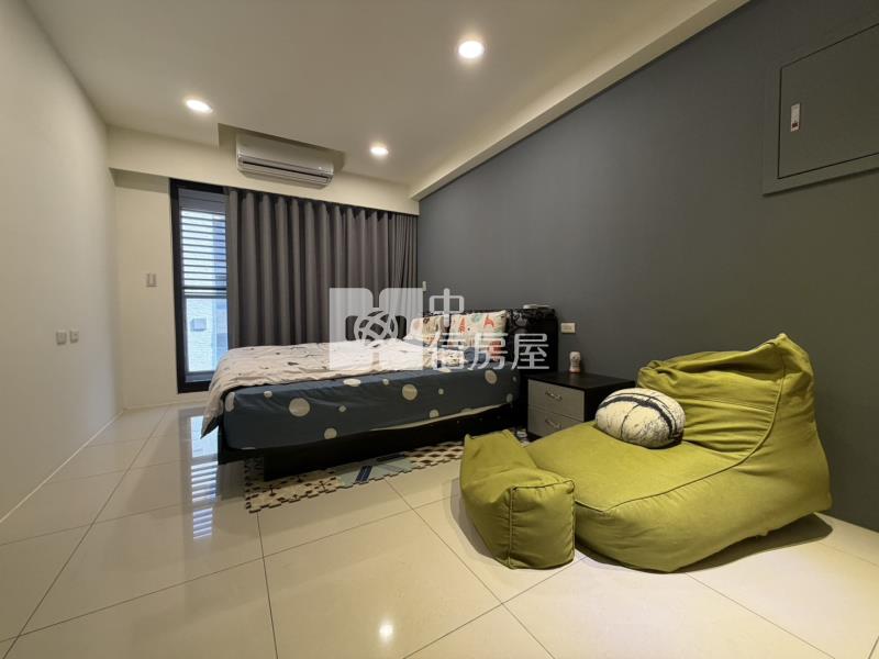 中正三代城墅電梯透天住店房屋室內格局與周邊環境