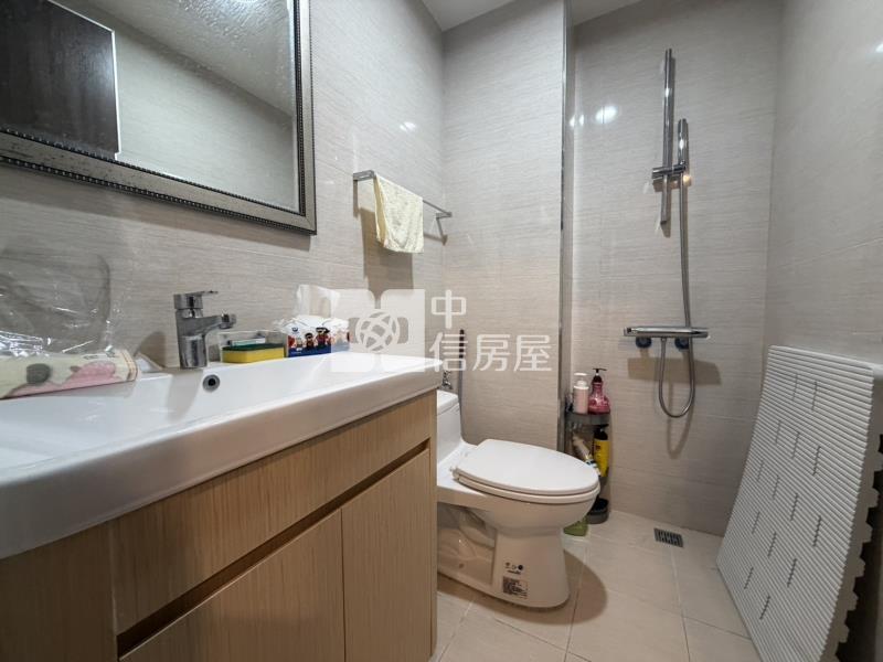 中正三代城墅電梯透天住店房屋室內格局與周邊環境