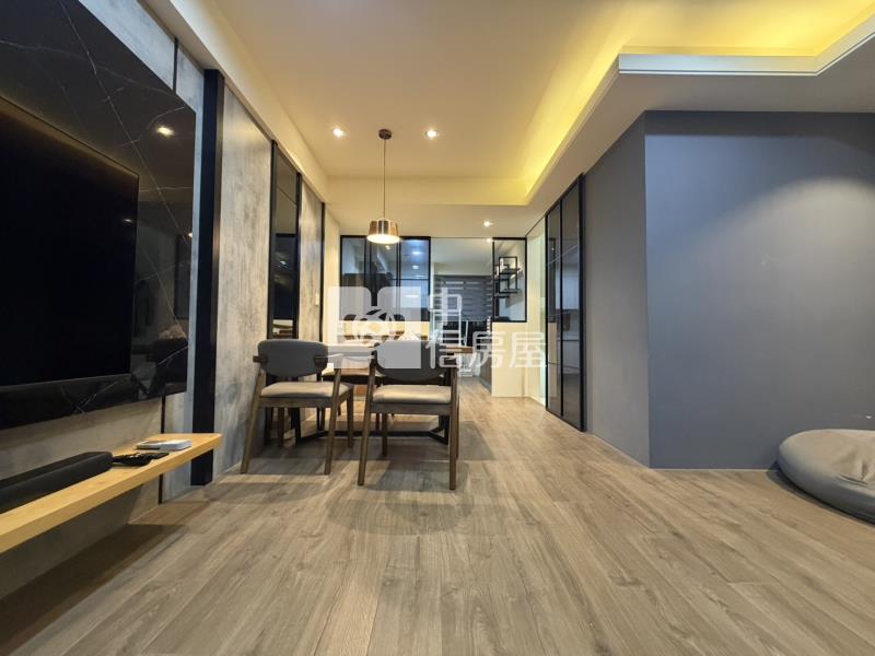 中正三代城墅電梯透天住店房屋室內格局與周邊環境