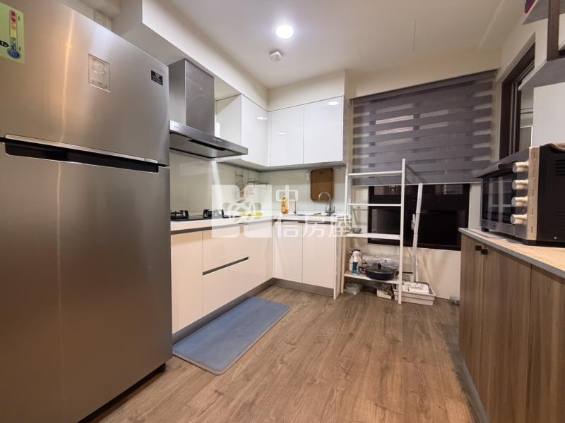 中正三代城墅電梯透天住店房屋室內格局與周邊環境