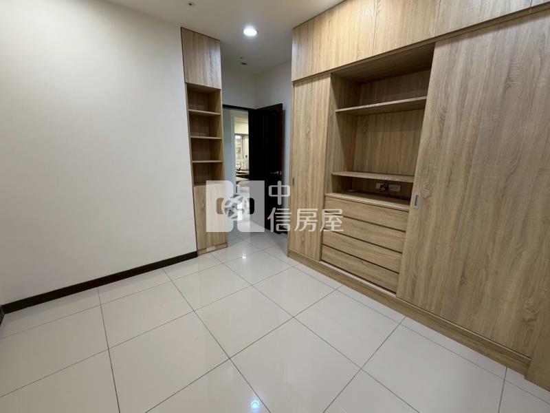 法國之星三房車房屋室內格局與周邊環境