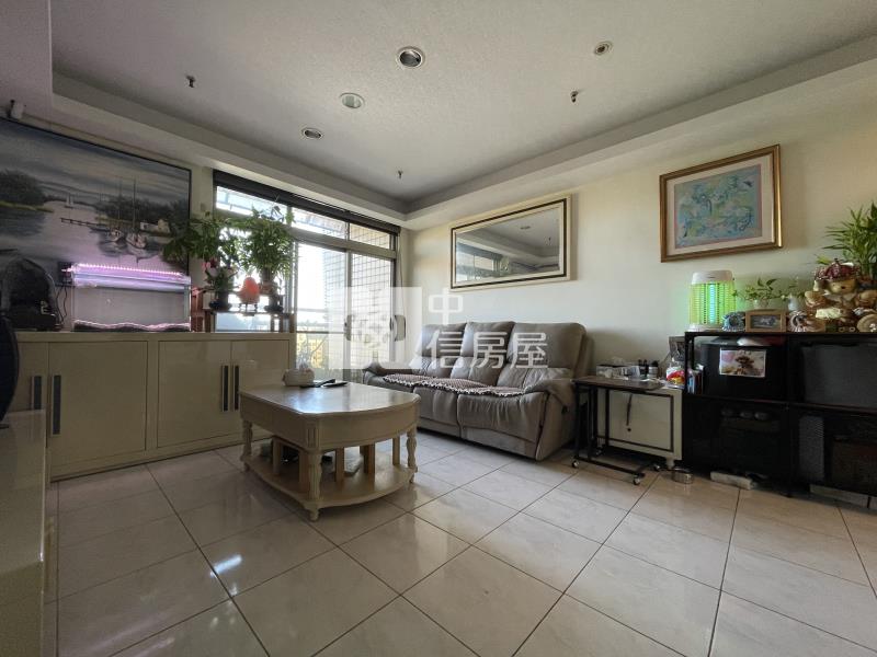 台北e-go美3房附車位房屋室內格局與周邊環境