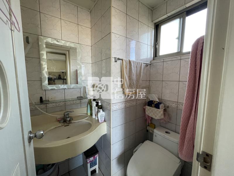 台北e-go美3房附車位房屋室內格局與周邊環境