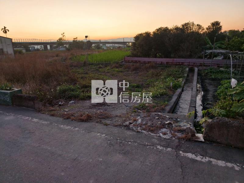 守成小農地房屋室內格局與周邊環境