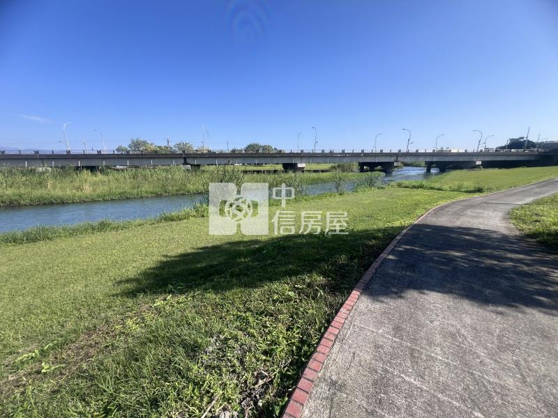 405安農溪第一排別墅房屋室內格局與周邊環境