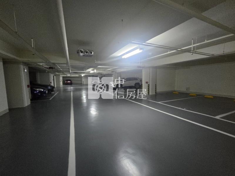 仁德全新三房平車房屋室內格局與周邊環境