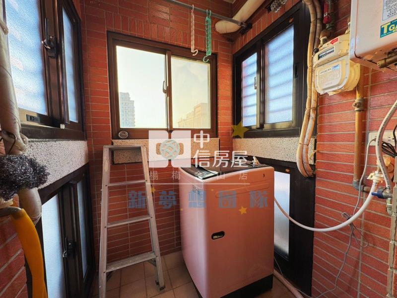 【新夢想】麗盛真鑽幼獅視野透亮2房車房屋室內格局與周邊環境