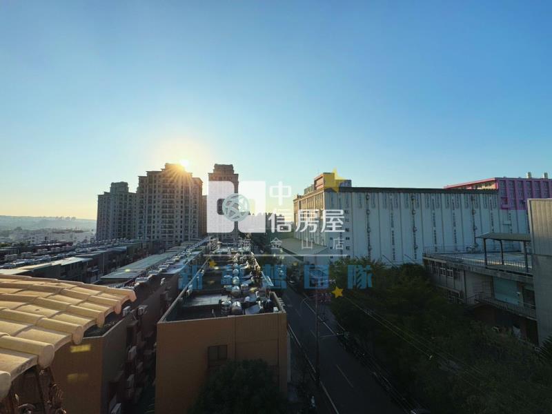 【新夢想】麗盛真鑽幼獅視野透亮2房車房屋室內格局與周邊環境