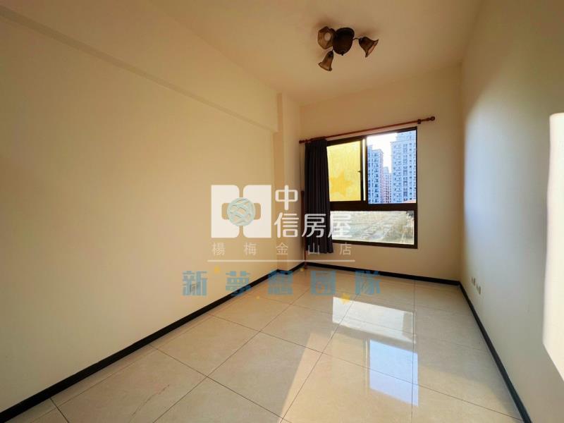 【新夢想】麗盛真鑽幼獅視野透亮2房車房屋室內格局與周邊環境