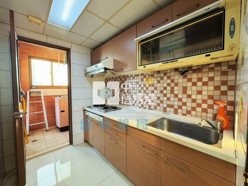 【新夢想】麗盛真鑽幼獅視野透亮2房車房屋室內格局與周邊環境