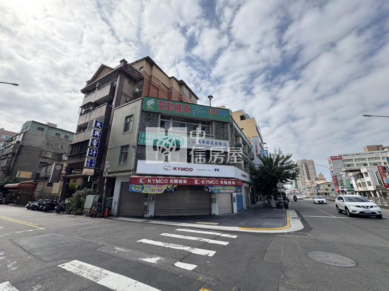 北屯市場旁大三房B房屋室內格局與周邊環境